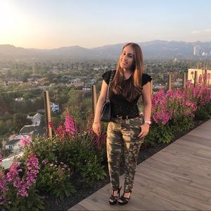 Meet your Posher, Sara